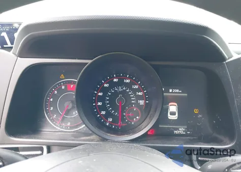 2022 Hyundai Elantra Sel z USA, uszkodzony, nr VIN 5NPLM4AG1NH060030